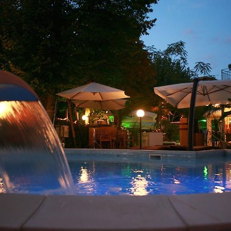 Hotel Bengasi Rimini Extérieur photo