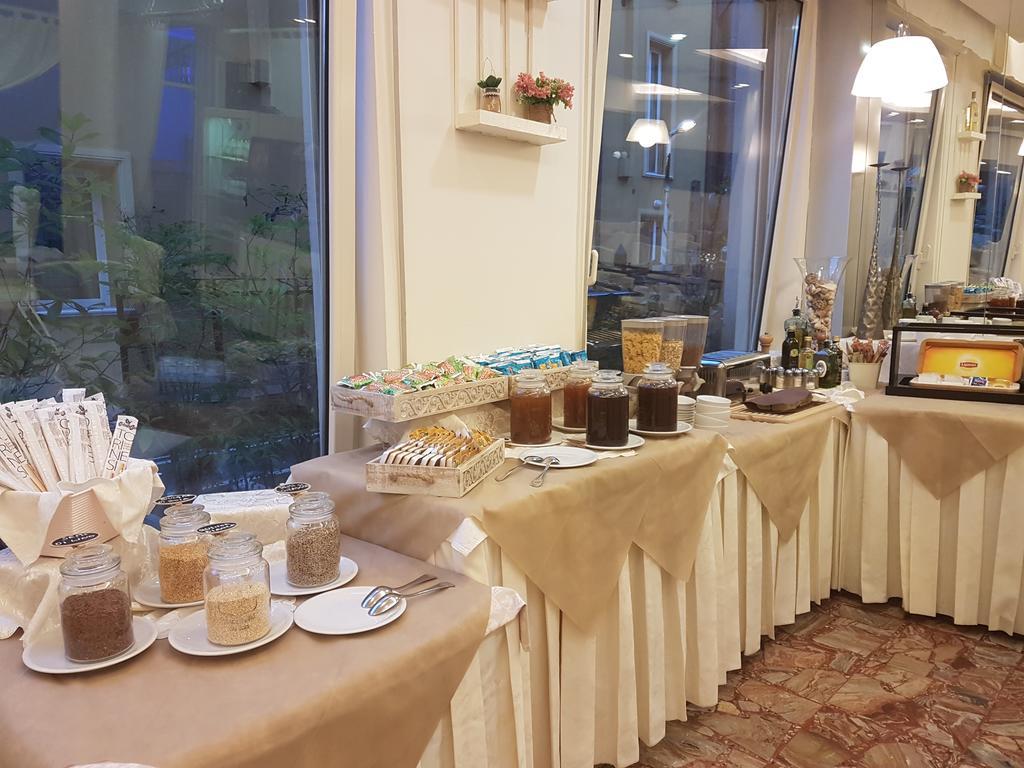 Hotel Bengasi Rimini Extérieur photo